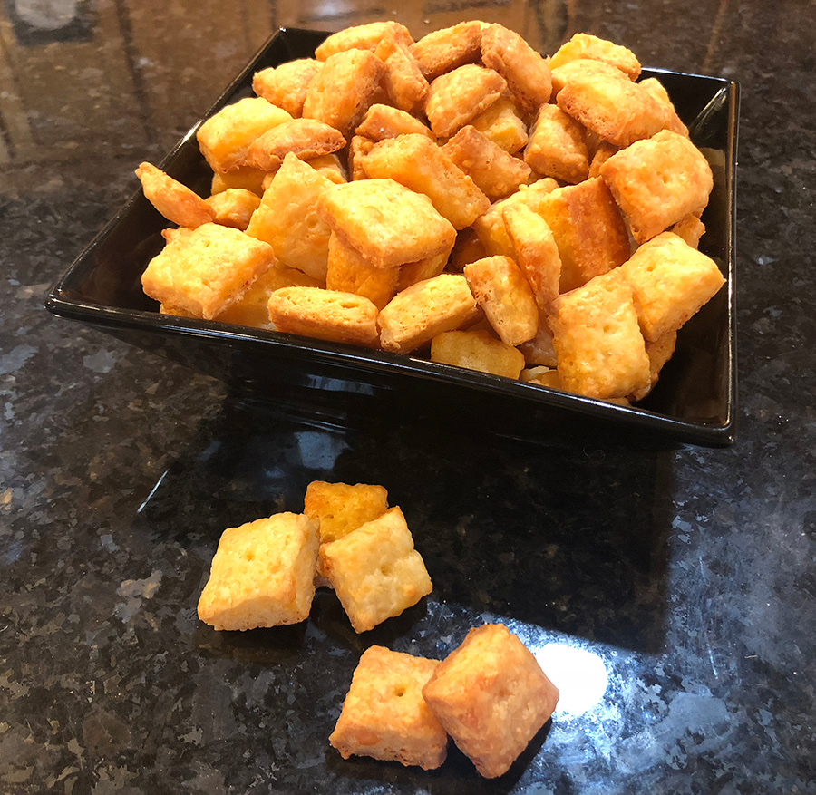 homemade-healthy-cheezits